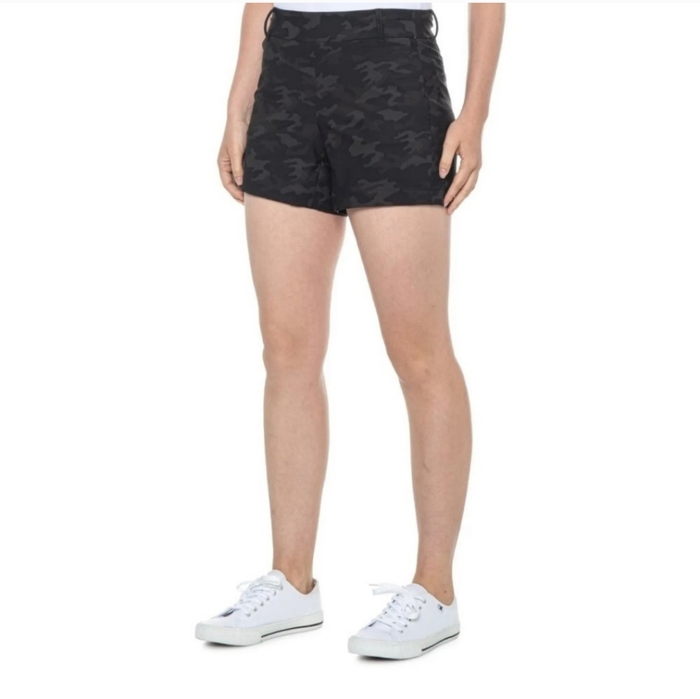 Spanx Sunshine Shorts 4” Black Camo. New Size Medium.
